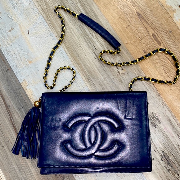 Navy Chanel purse - Picture 1 of 7